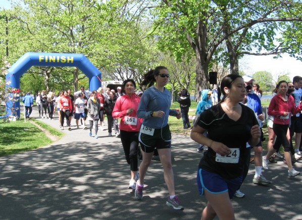 Race started Runners