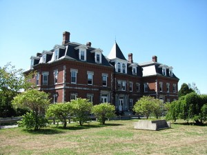 The Old Concord Reformatory at MCI, Concord Massachusetts, one of the many prisons where college courses are offered.  |  Photo courtesy of John Phelan via Wikimedia Commons