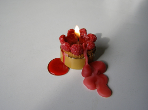 Combining the relaxing chemical properties of berries with the soothing scent of candles. Genius. | Courtesy of Flickr user Eva the Weaver