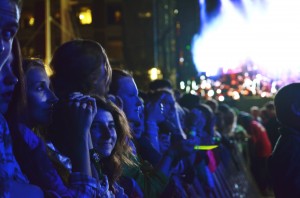 After eight long hours of standing at the gate fans wait patiently for the final band of the weekend, Modest Mouse | Photo by Kara Korab