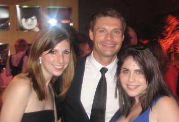 Ryan Seacrest being popular with young people in 2006. | Photo courtesy of Jess Lander via Wikimedia Commons